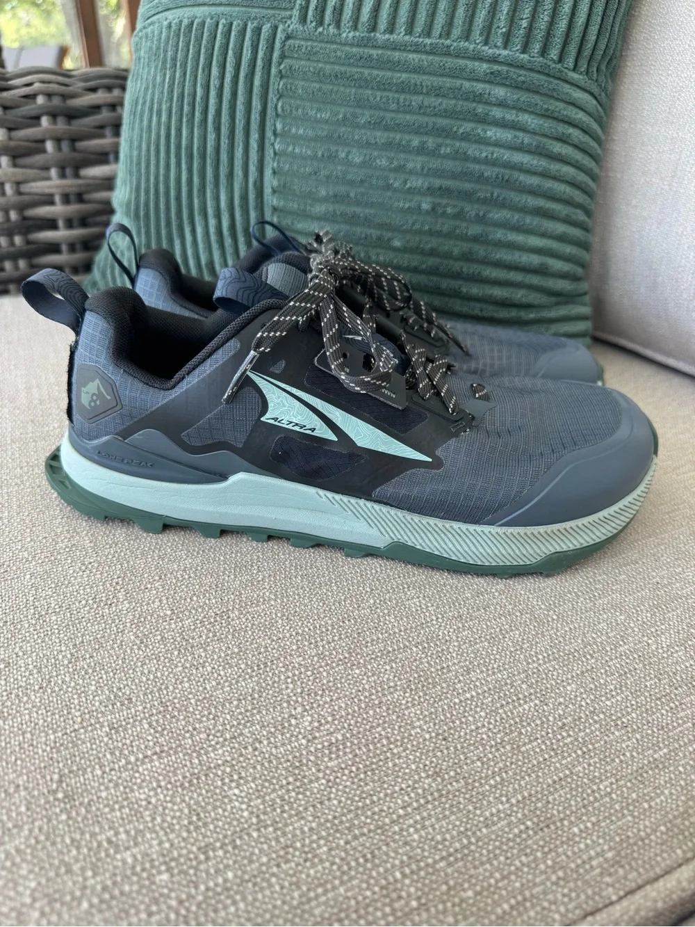 ALTRA |   Lone Peak 8 Wide Trail Running Hiking Shoes Women’s 9 wide Gray Blue